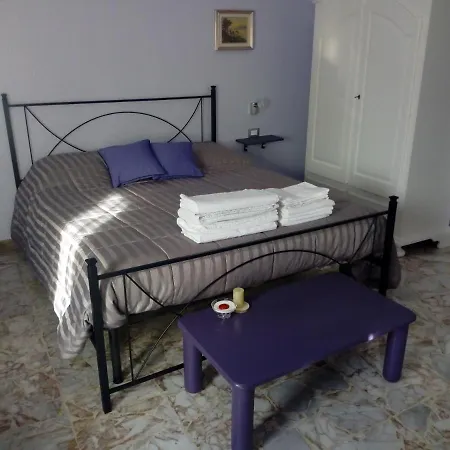 Mila E Nan Borghetto Santo Spirito