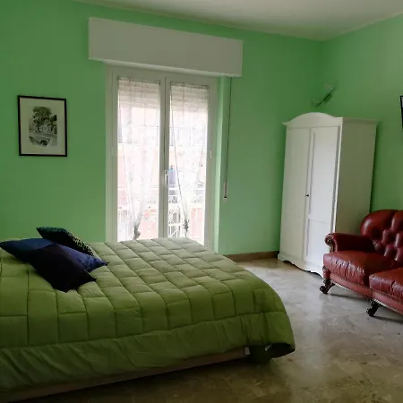 Mila E Nan Borghetto Santo Spirito