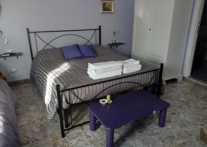 Mila E Nan Borghetto Santo Spirito